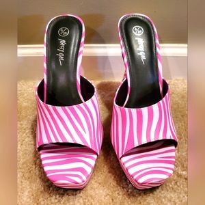 Brand new: Pink Leopard Stripe Heels